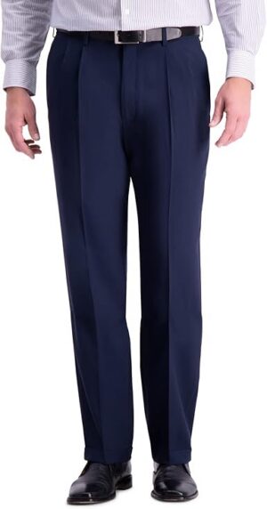 Haggar Men's Premium Comfort Classic Fit Pleat