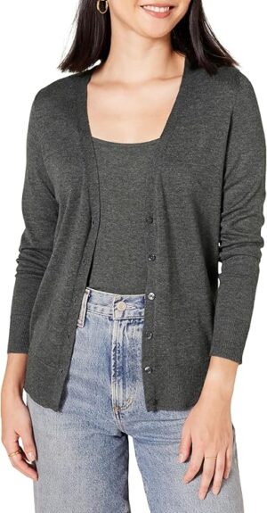 Amazon Essentials Women's Lightweight V-Neck